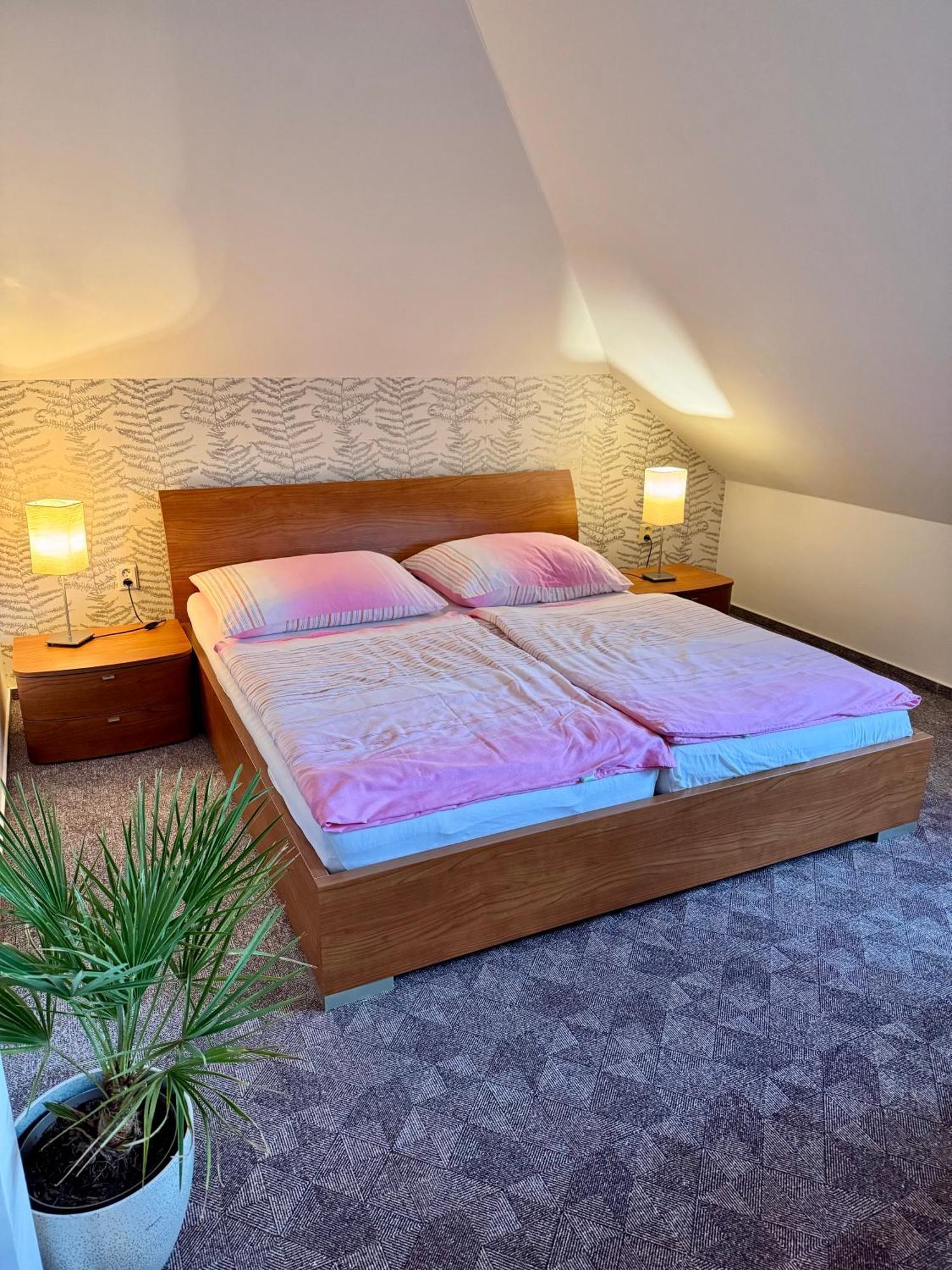 Ji Apartment Modrice Luaran gambar