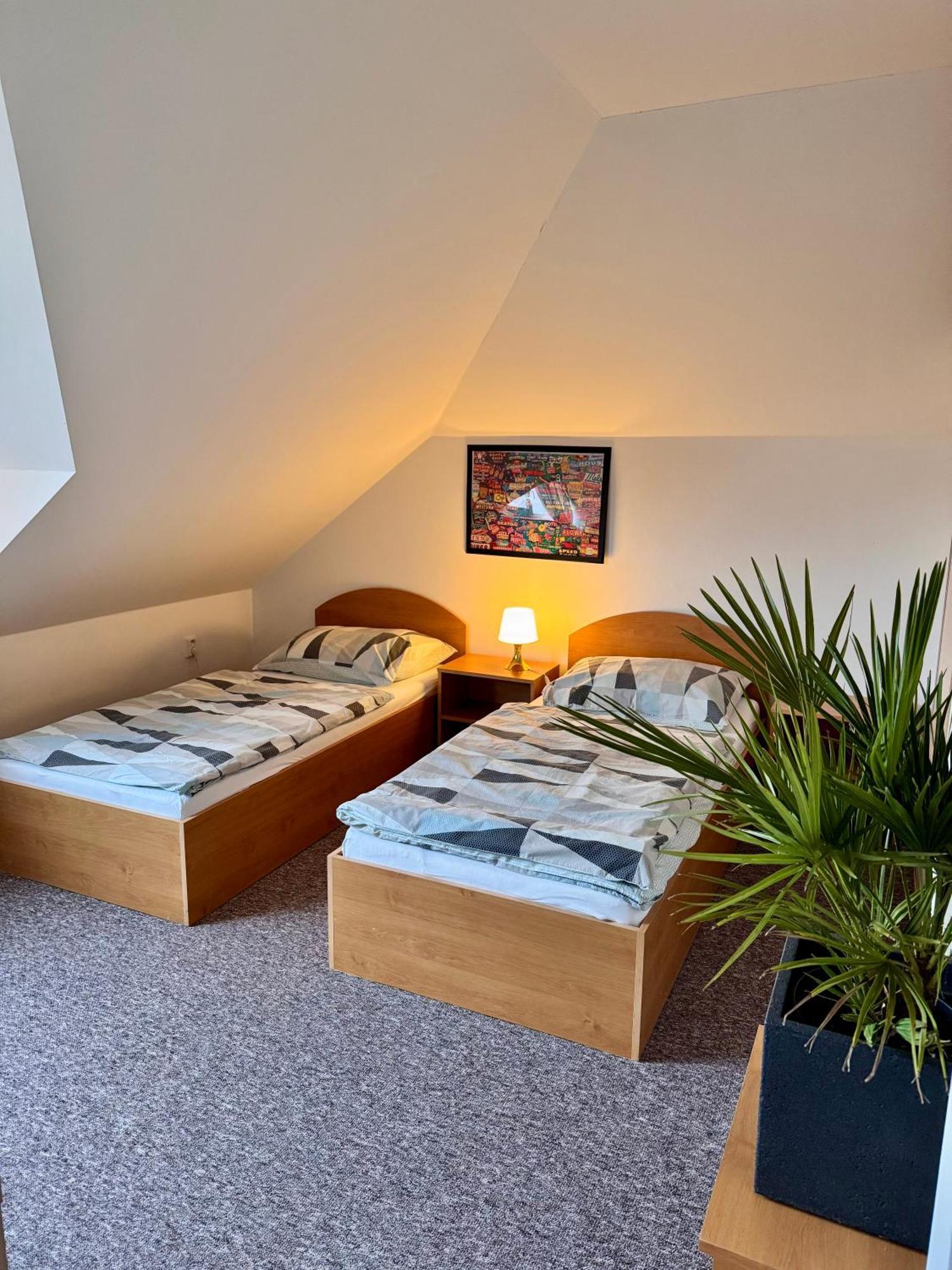 Ji Apartment Modrice Luaran gambar