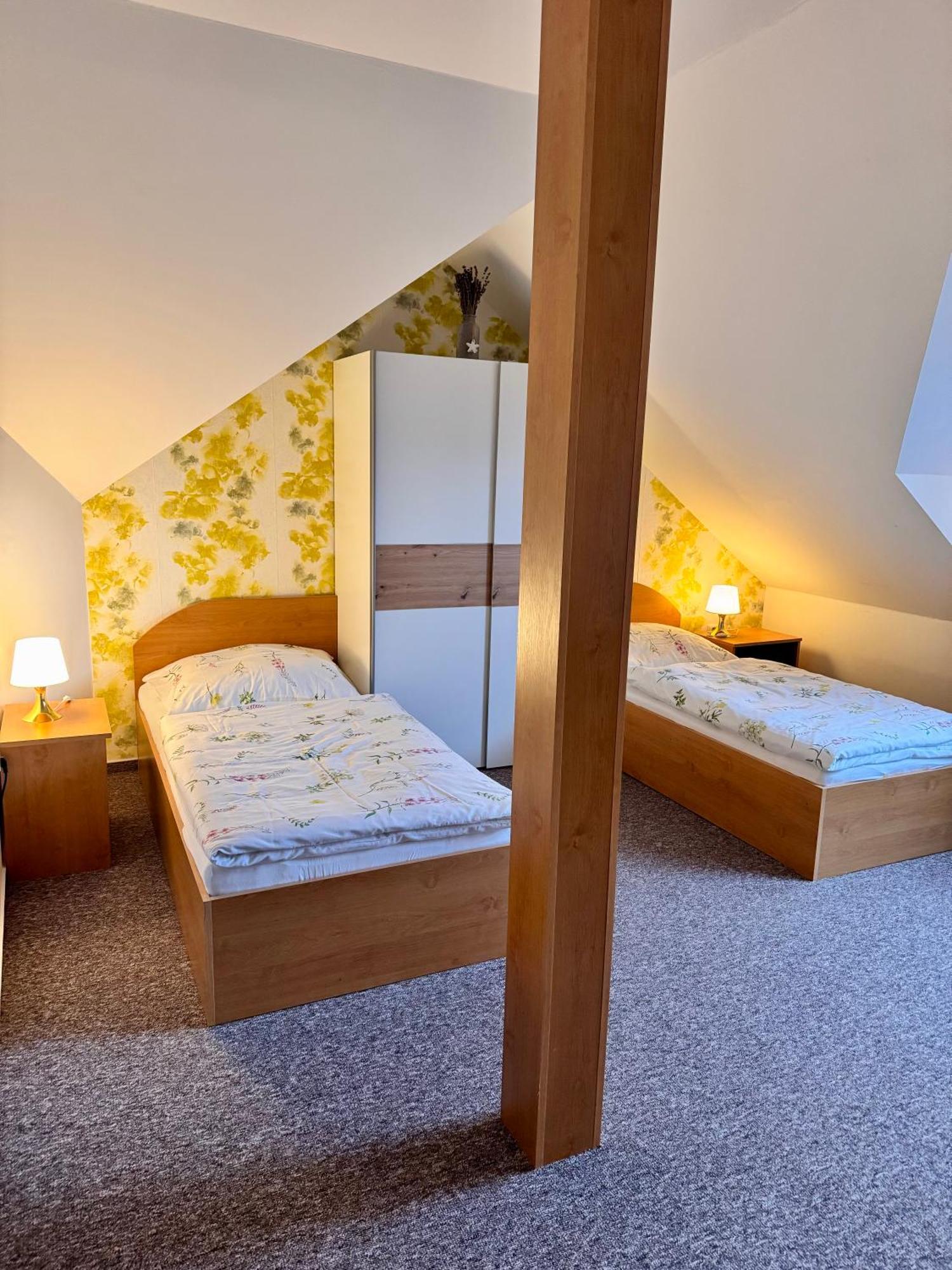 Ji Apartment Modrice Luaran gambar